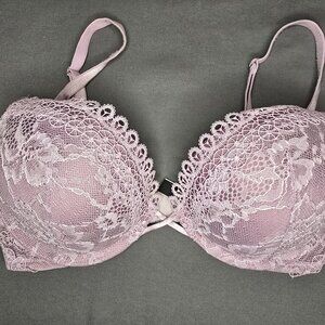Victoria's Secret 32C Padded Push Up Lavender Lace Underwire Bra Bombshell